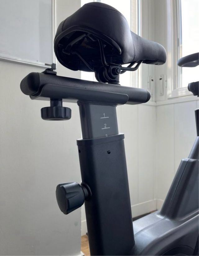 Bicicleta spinning VOLAVA casi nueva