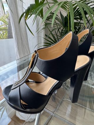 Sandalias Michael Kors Tacón Cremallera Dorada