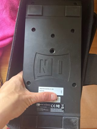 Controladora DJ Traktor Kontrol X1 NI