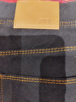 Niña. Lote 4 pantalones: 3 leguins y 1 malla  gris