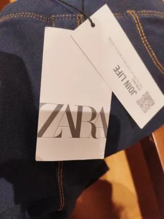 Niña. Lote 4 pantalones: 3 leguins y 1 malla  gris