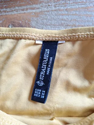 Bikini amarillo Stradivarius