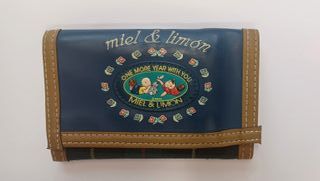 Billetera Miel & Limón azul y cuero