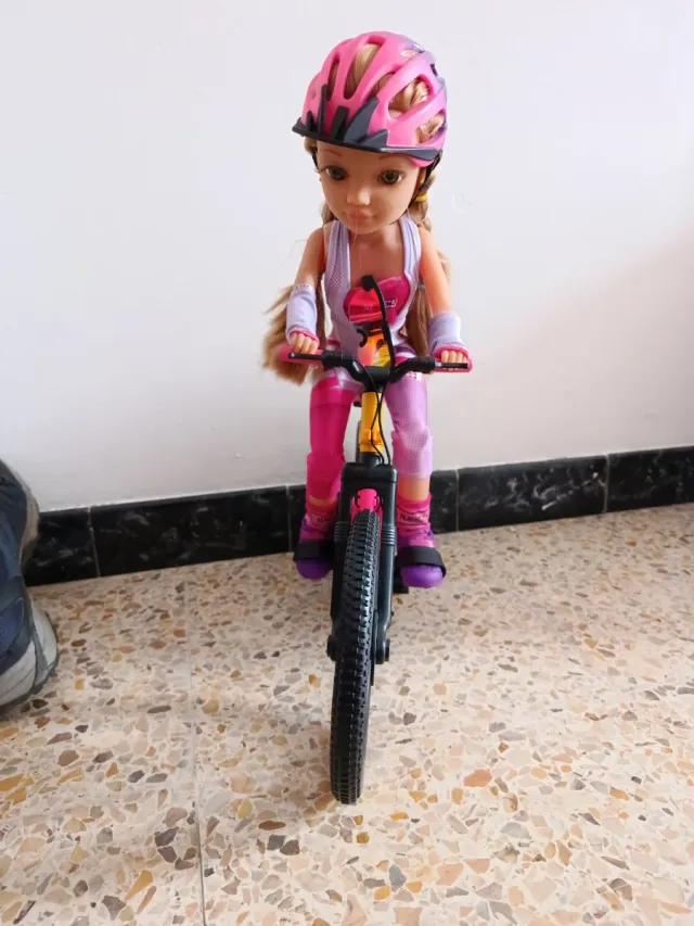 Muñeca Nancy Bicicleta
