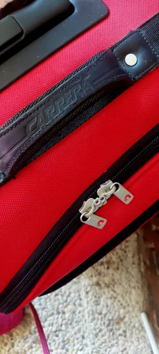Maleta semirrígida roja
