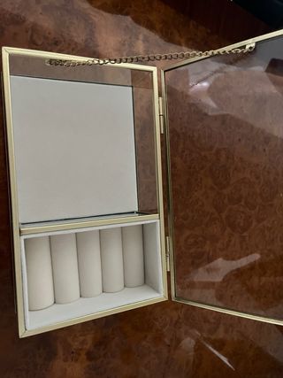 Joyero de cristal dorado y beige