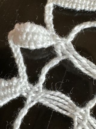 Centrotavola ovale in tessuto bianco