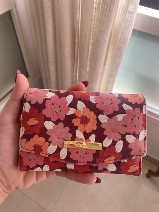 Cartera de flores