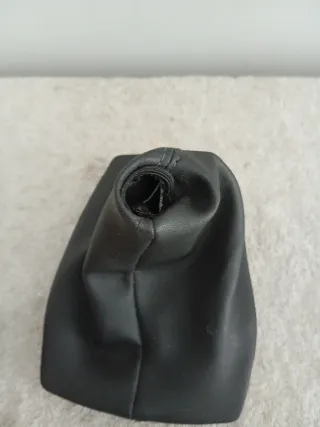 Pomo y funda cambio Peugeot 208 II