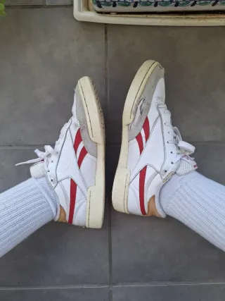 Zapatillas Reebok Blancas y Rojas
