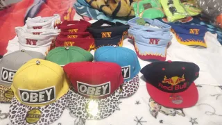 Gorras OBEY y Visera NY