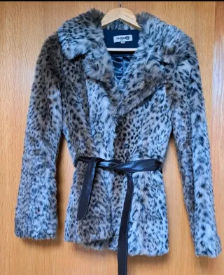 Abrigo piel sintética Formula J Talla M