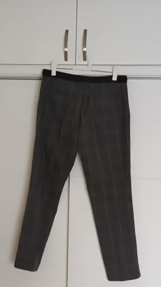 Pantalón cuadros señora tobillero gris