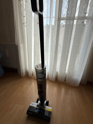 Aspiradora Eureka RapidWash