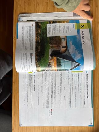 Matemàtiques Aplicades a les Ciències Socials 1...