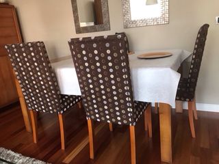 Sillas de comedor Gastón y Daniela 35€ unidad