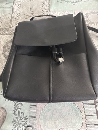 Mochila Zara Negra