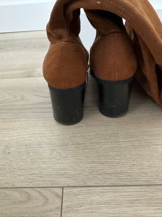 Botas altas marrones