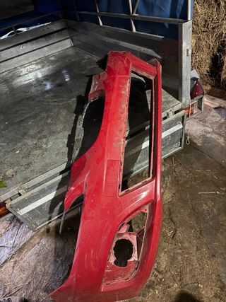 Defensa Delantera Seat León Roja