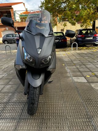 Yamaha T-Max 530 ABS