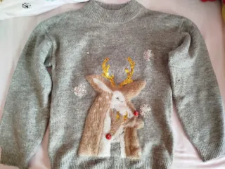 Ropa niña T.10-12 (Minnie mouse, Stitch, navidad)