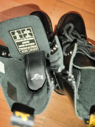 Botas Originales!!! Dr. Martens JADON Talla 36