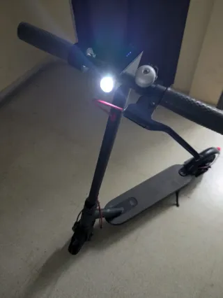 Xiaomi Mi Scooter M365 Patinete Eléctrico Plegable