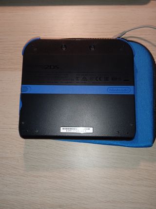 Nintendo 2DS Blu e Nero