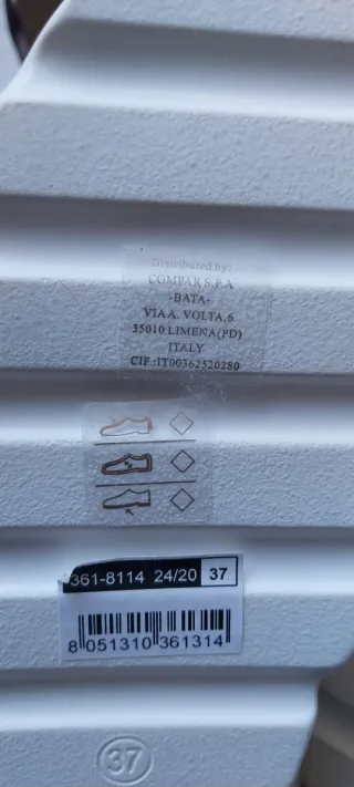 Sandalias doradas Bata