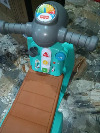 Moto correpasillos Fisher Price