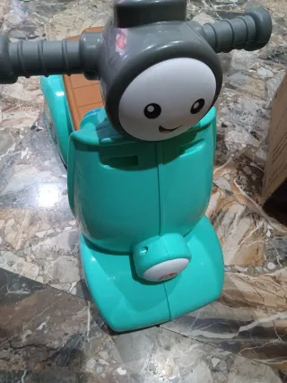 Moto correpasillos Fisher Price