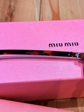 Gafas de sol Miu Miu Tortoise