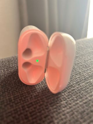 Cargador AirPods 2019 Apple