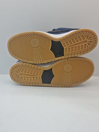 Nike SB Dunk Low Navy Black Gum