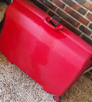 Maleta Rígida Samsonite Roja