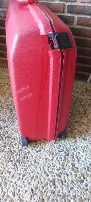 Maleta Rígida Samsonite Roja