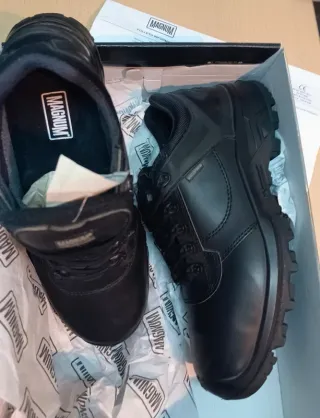 Zapatos Magnun Elite 3.0 waterproof talla 42 NUEVO