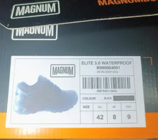 Zapatos Magnun Elite 3.0 waterproof talla 42 NUEVO
