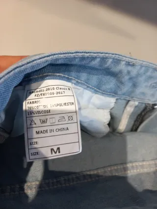 Pantalón baggy bordado azul