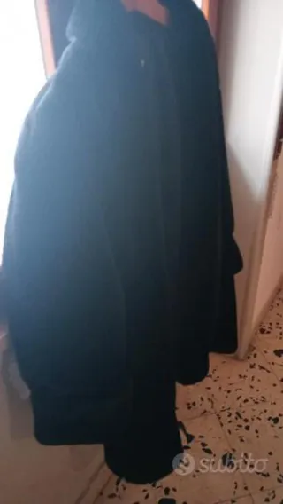 Giacca di pelliccia nera