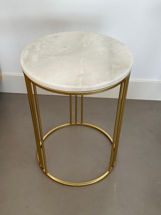 Tavolino ausiliario in marmo e metallo dorato