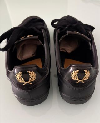 Zapatillas Fred Perry Negras Doradas