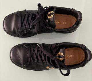 Zapatillas Fred Perry Negras Doradas