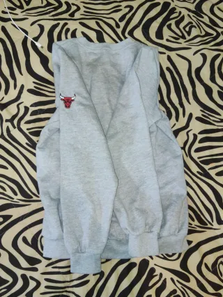 Sudadera Nike Bulls Basketball Talla M Gris