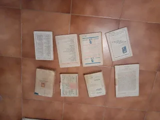 Lotto di 8 libri antichi