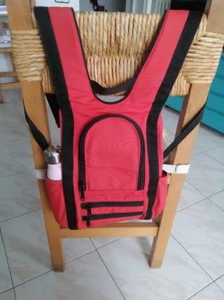 Mochila Urbanauta Antirrobo Negra y Roja