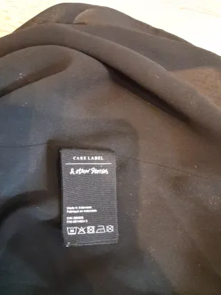 Blusa Atelier & Other Stories. Blusa de fiesta