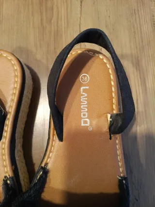 Sandalias LAVADO Beige y Negro Talla 36