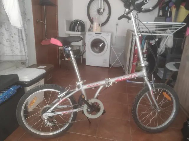 Bicicleta plegable Jett in alluminio