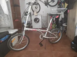 Bicicleta plegable Jett in alluminio